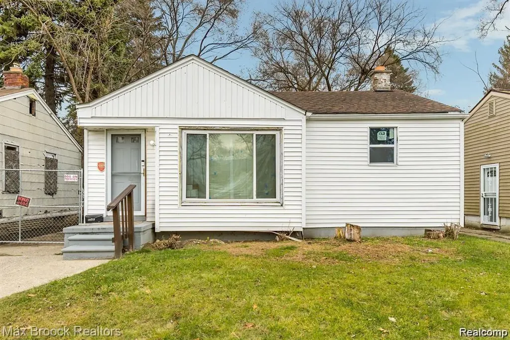19344 Dwyer Street Detroit City MI 48234