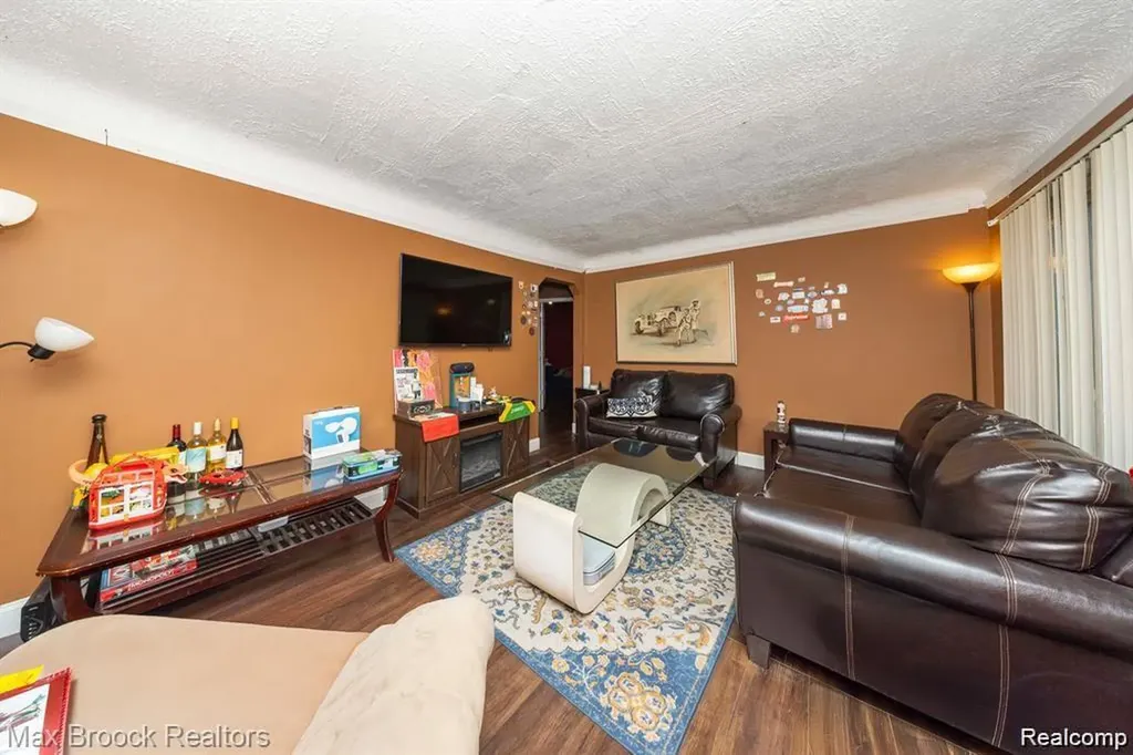 19344 Dwyer Street Detroit City MI 48234