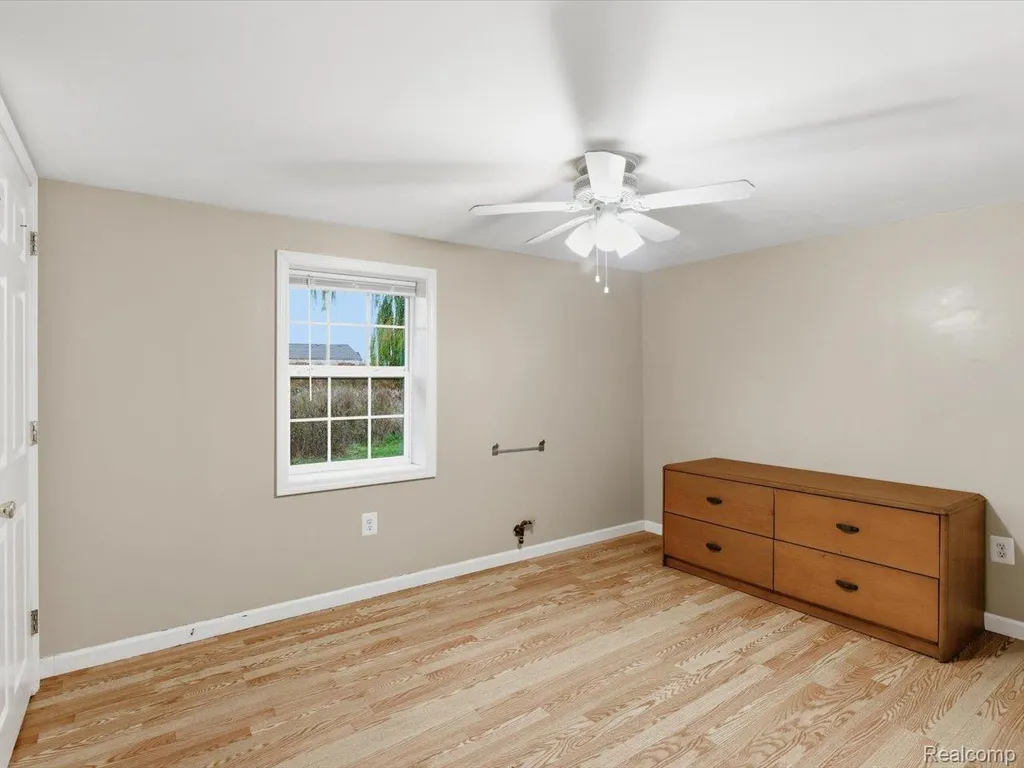 3076 Krafft Road Fort Gratiot Charter Township MI 48059