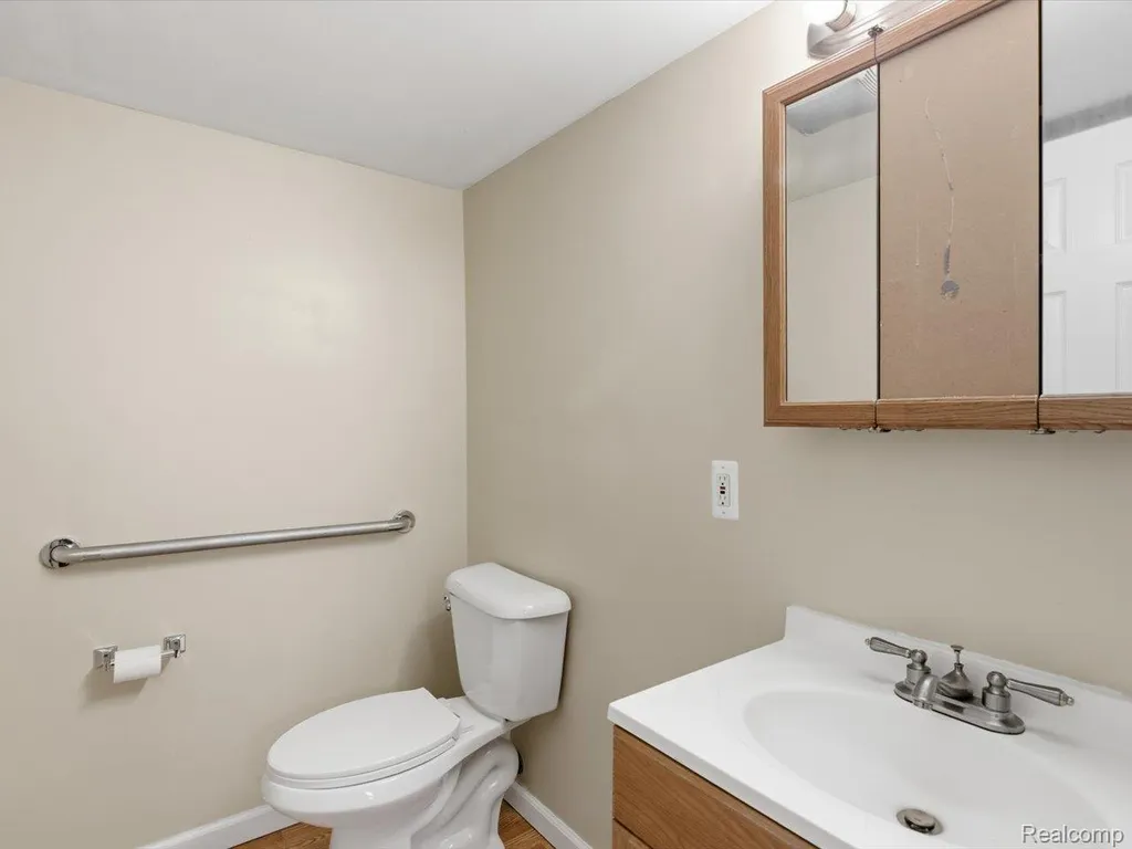 3076 Krafft Road Fort Gratiot Charter Township MI 48059
