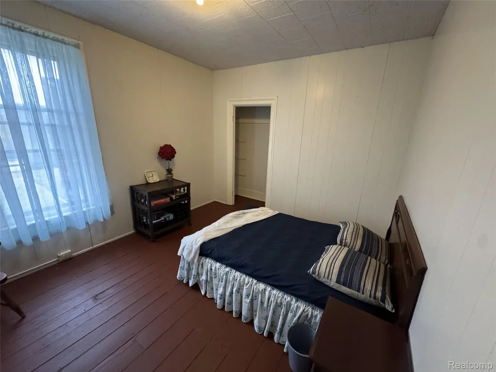7443 E Michigan Avenue Saline City MI 48176