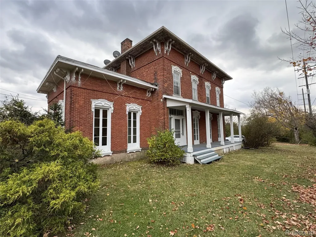 7443 E Michigan Avenue Saline City MI 48176