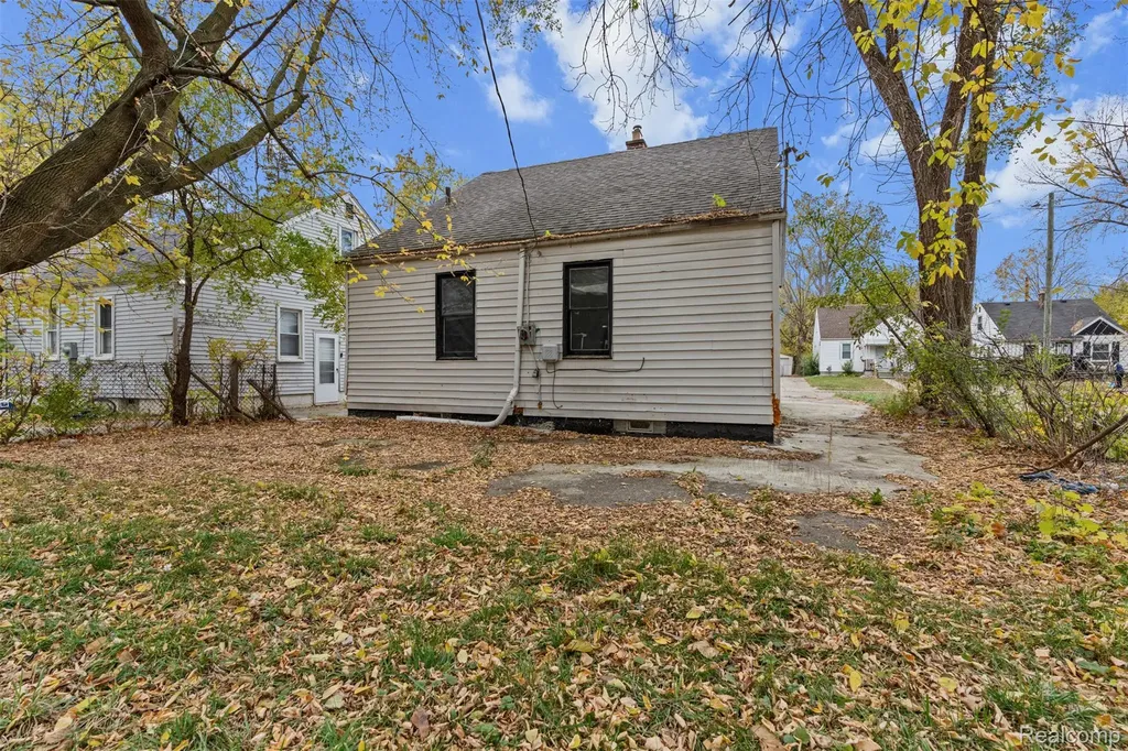 19324 Buffalo Street Detroit City MI 48234