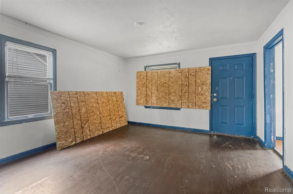19324 Buffalo Street Detroit City MI 48234