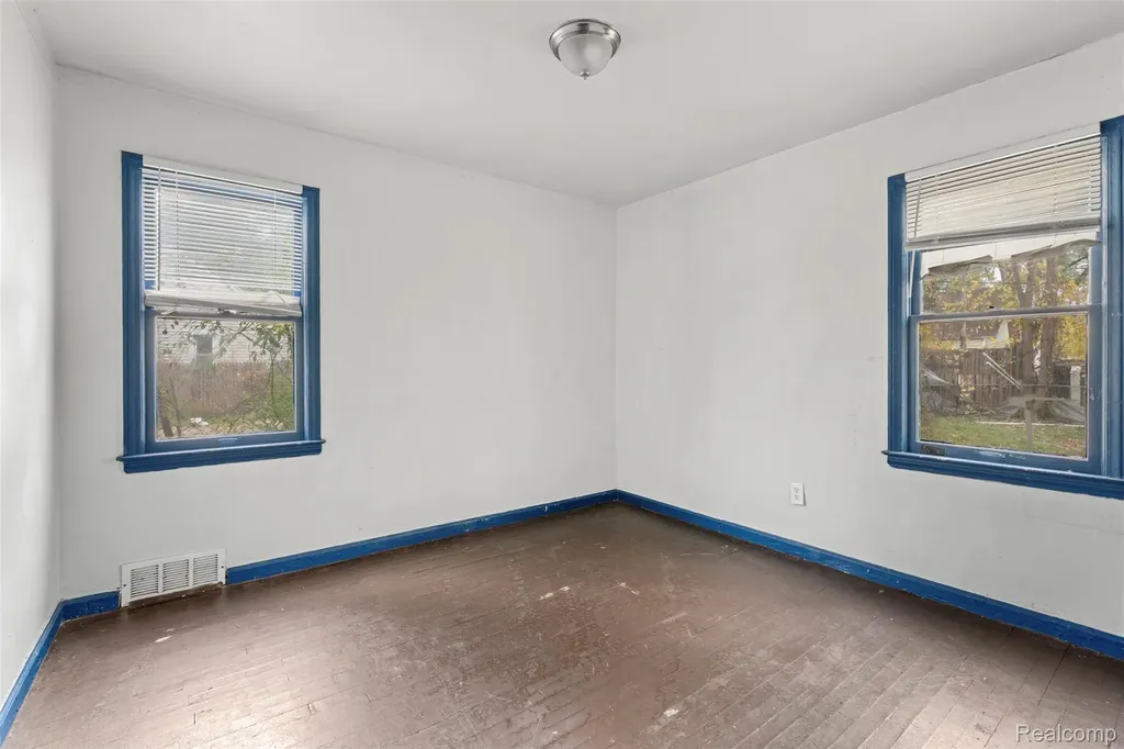 19324 Buffalo Street Detroit City MI 48234