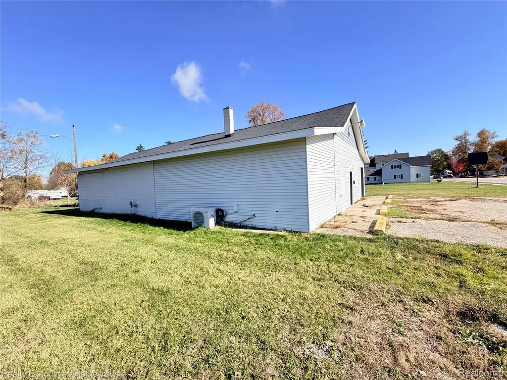 35 Wells Street Croswell City MI 48422