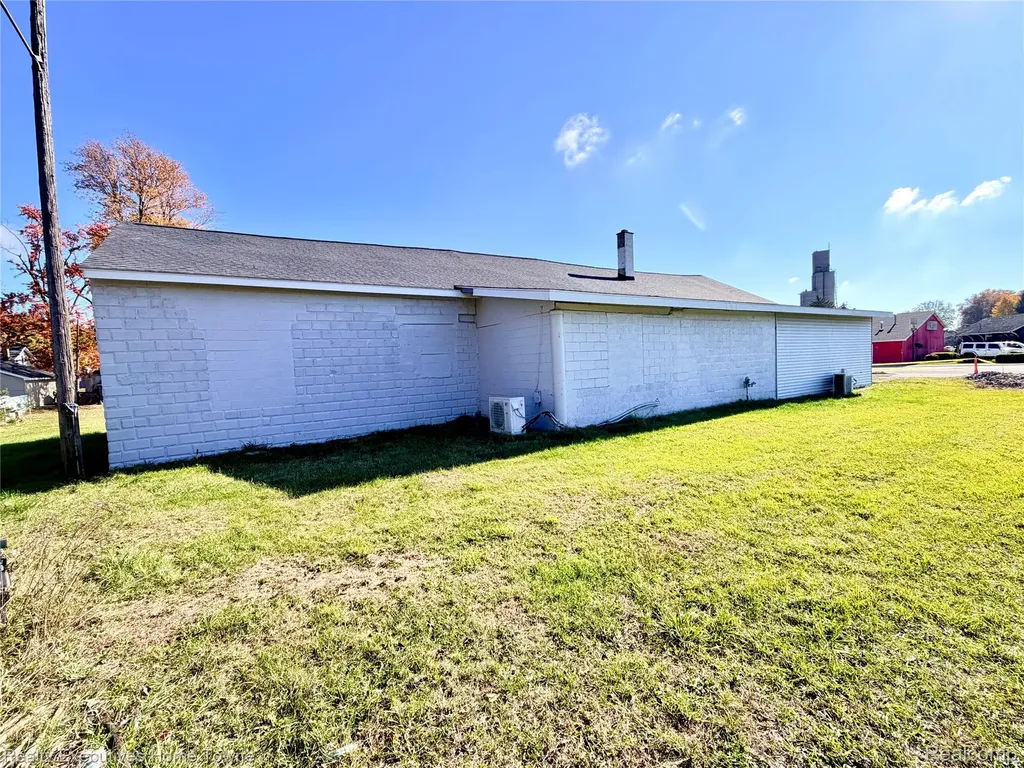 35 Wells Street Croswell City MI 48422
