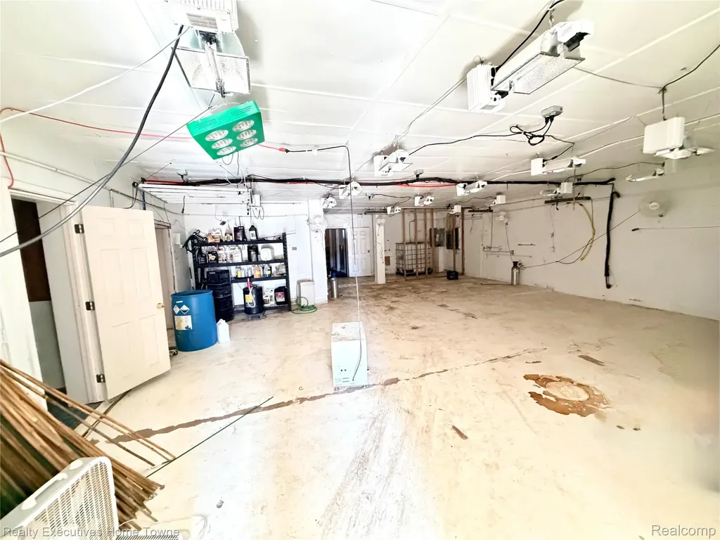 35 Wells Street Croswell City MI 48422