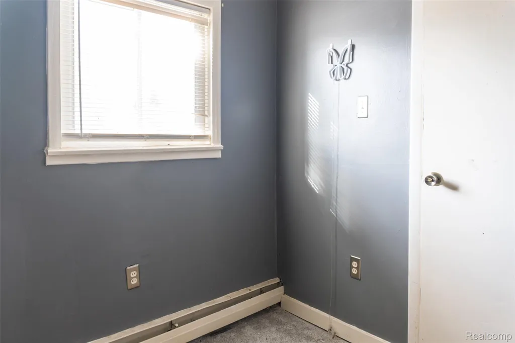 26750 Belanger Street Roseville City MI 48066
