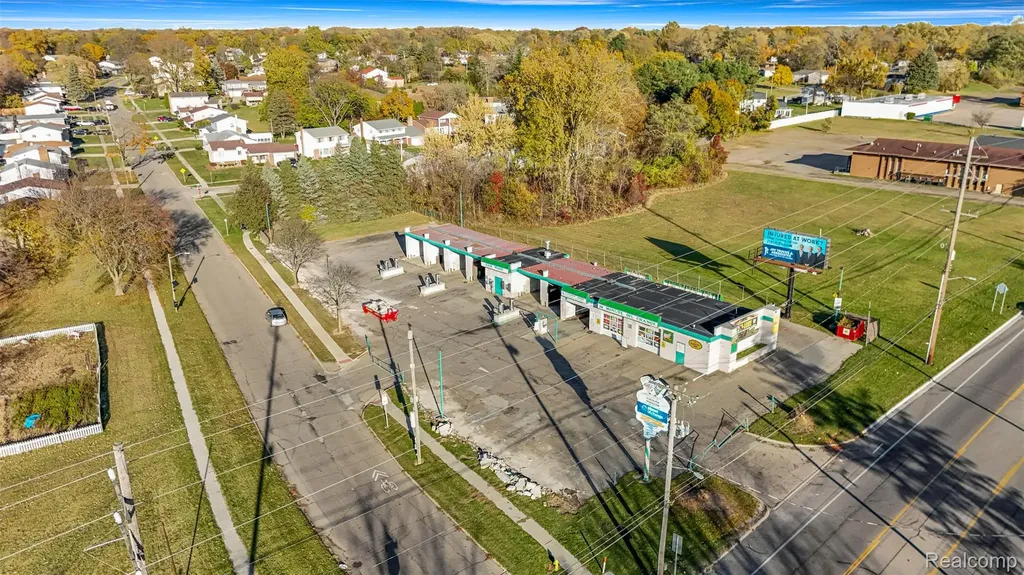 3422 Flushing Road Flint City MI 48504
