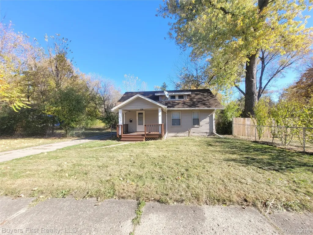 17674 Salem Street Detroit City MI 48219