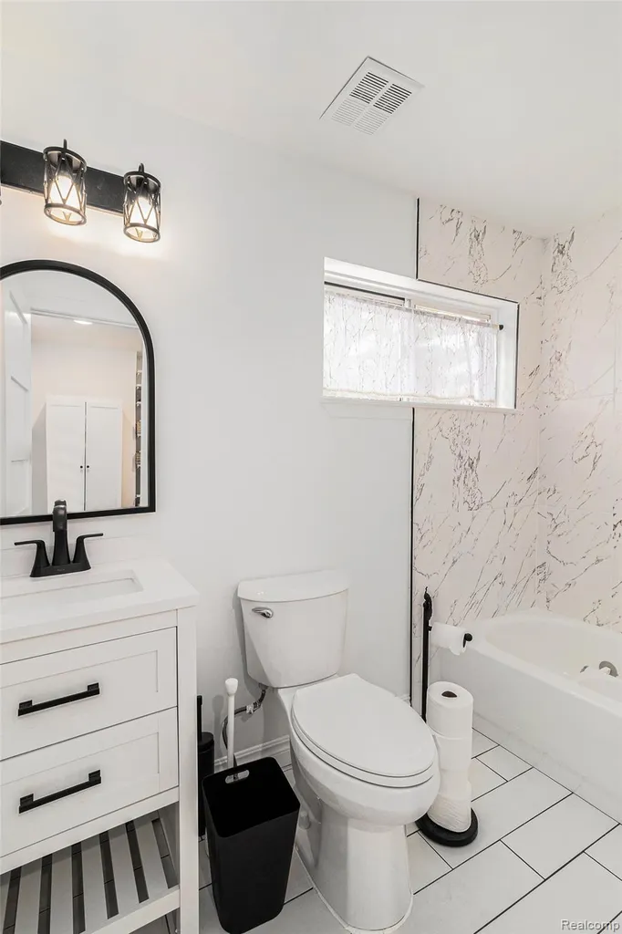 7408 Westbury Boulevard West Bloomfield Charter Township MI 48322