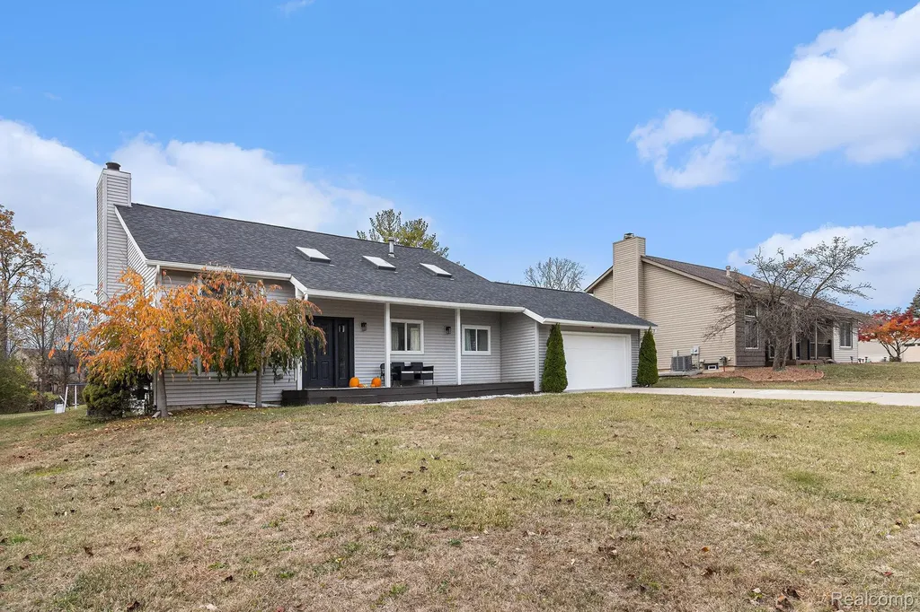7408 Westbury Boulevard West Bloomfield Charter Township MI 48322