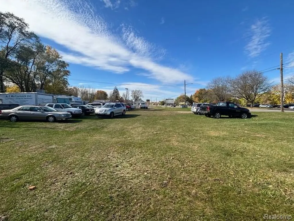 1370 E Michigan Avenue Ypsilanti City MI 48198
