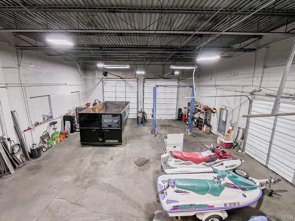 15735 Schaefer Detroit City MI 48227