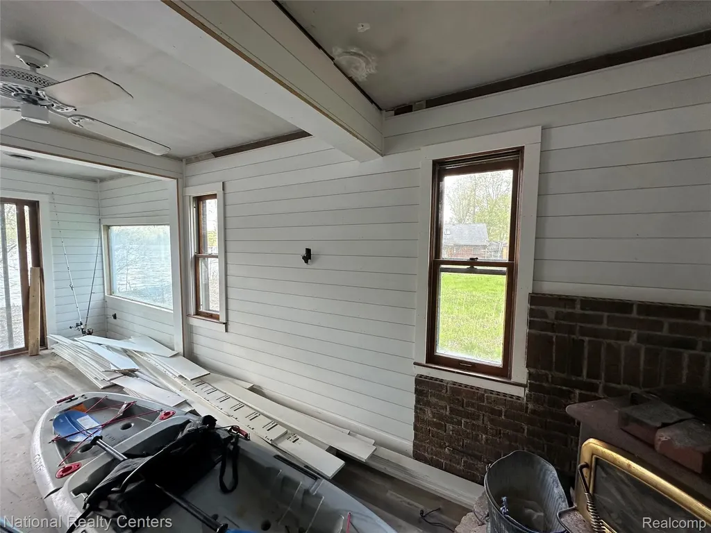 12063 Kirby Lane Green Oak Township MI 48178