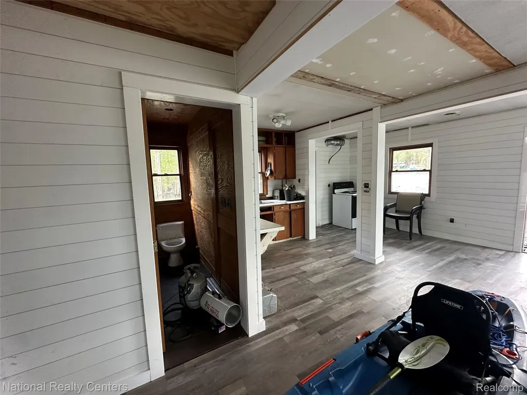 12063 Kirby Lane Green Oak Township MI 48178