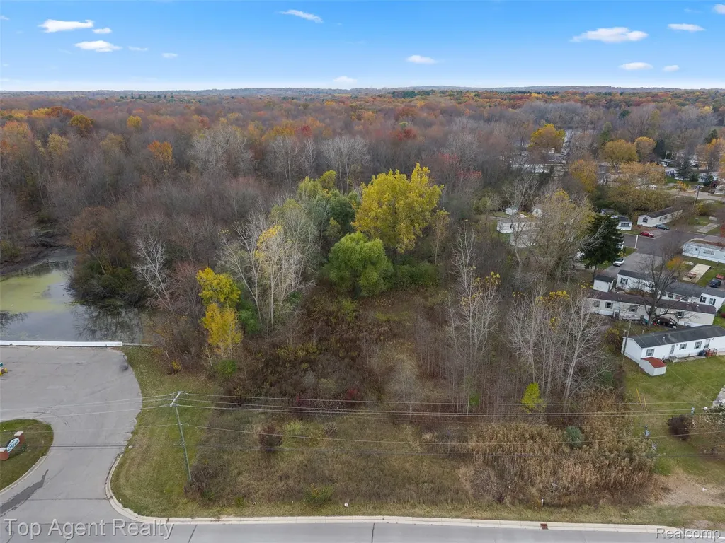 433 Rochester Road Leonard Village MI 48367
