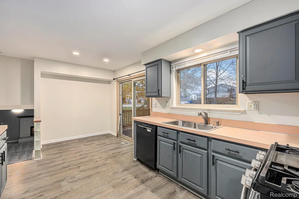 52372 D W Seaton Drive Chesterfield Township MI 48047