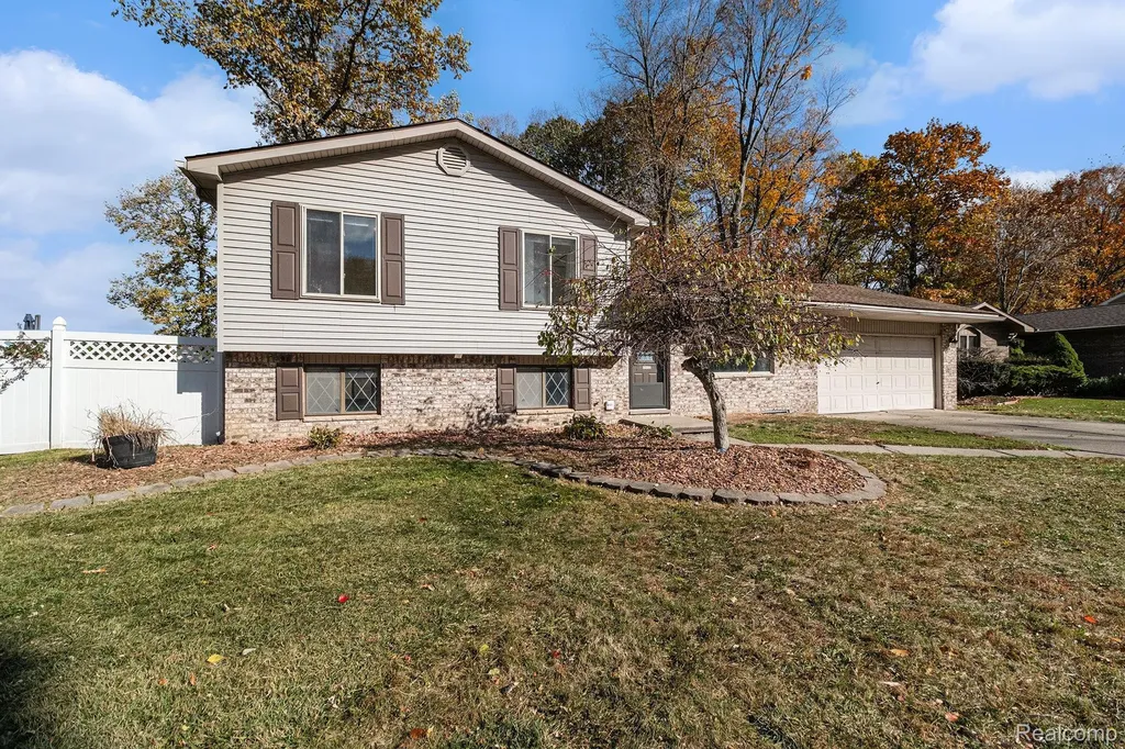 52372 D W Seaton Drive Chesterfield Township MI 48047