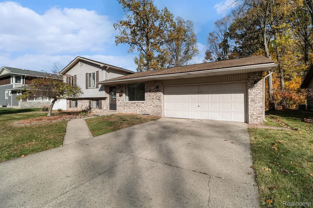 52372 D W Seaton Drive Chesterfield Township MI 48047