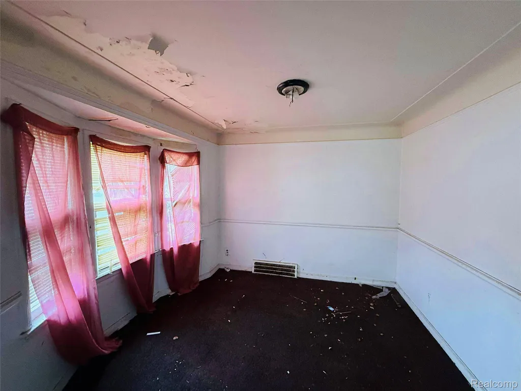 18241 Kentfield Street Detroit City MI 48219
