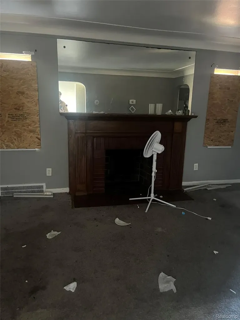 13882 Fairmount Drive Detroit City MI 48205