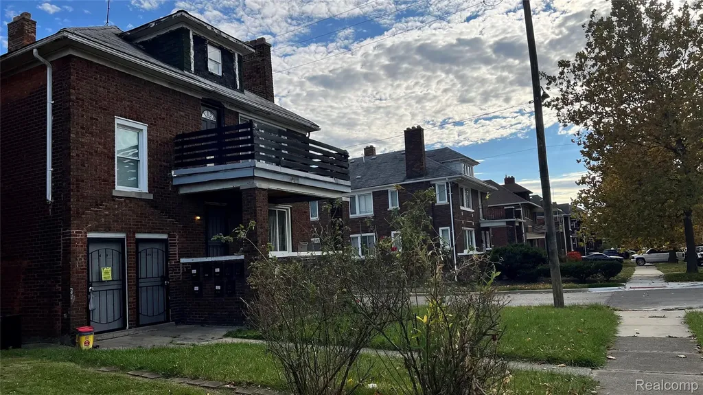 4901 Whitfield Street Detroit City MI 48204