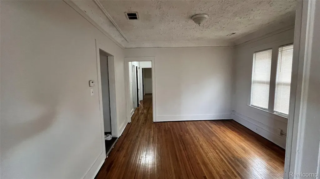 4901 Whitfield Street Detroit City MI 48204