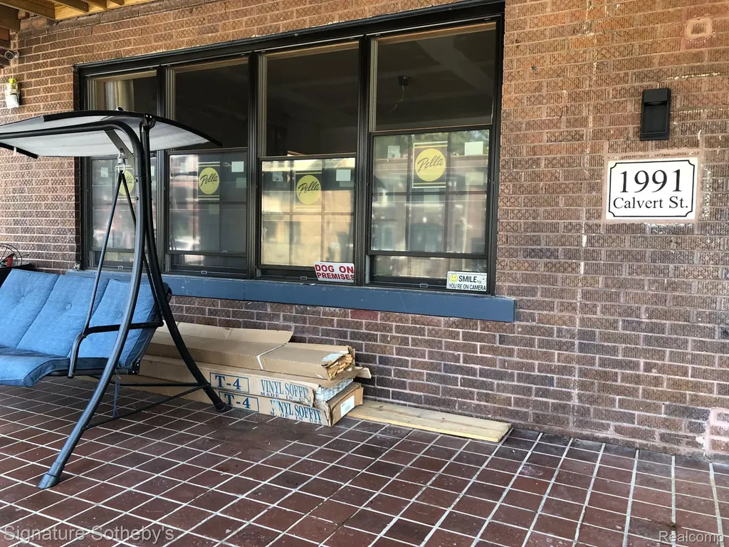 1991 Calvert Street Detroit City MI 48206