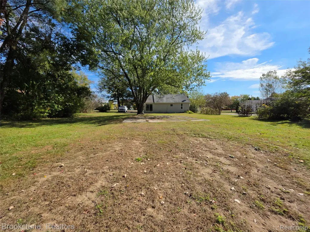 7385 N Lewis Road Genesee Charter Township MI 48458