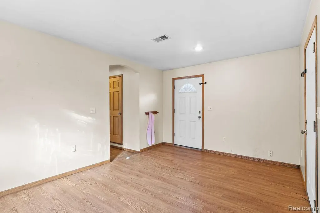 4576 W Baker Road Warren Township MI 48618
