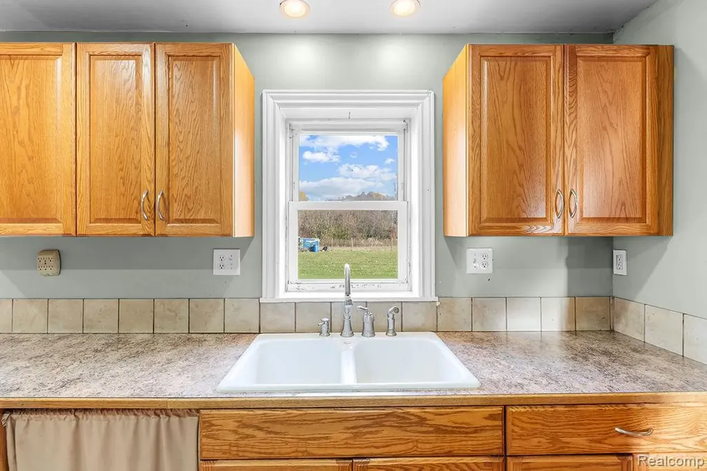 4576 W Baker Road Warren Township MI 48618