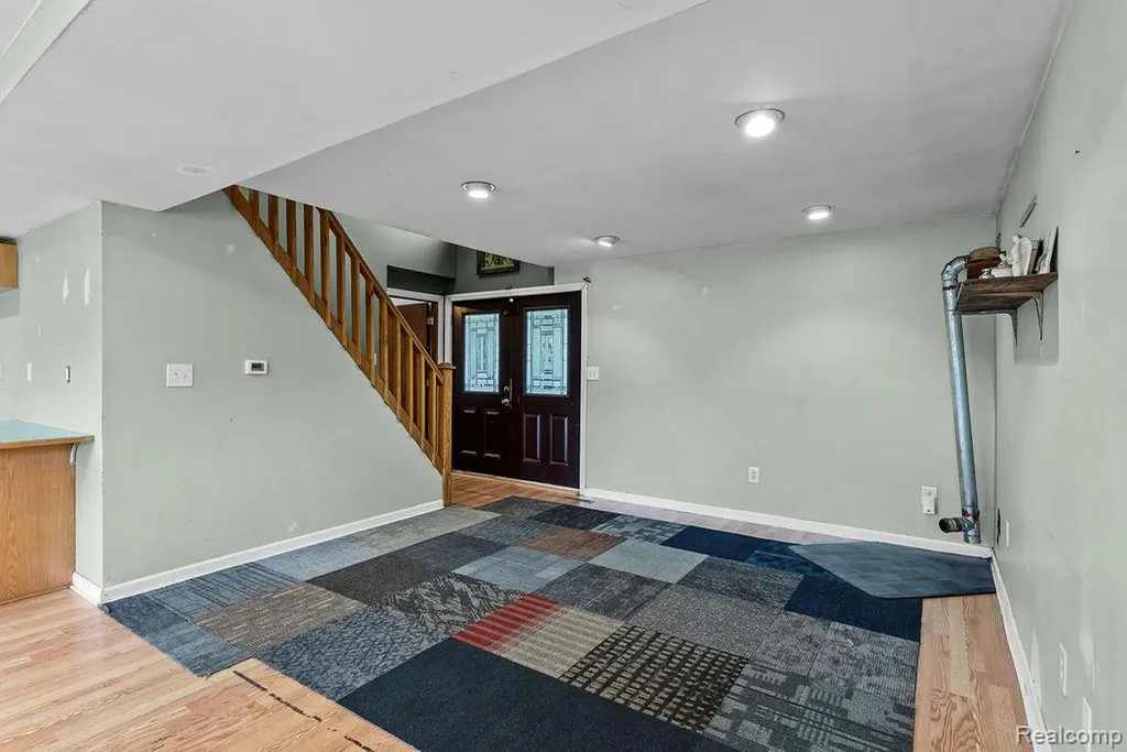 4576 W Baker Road Warren Township MI 48618