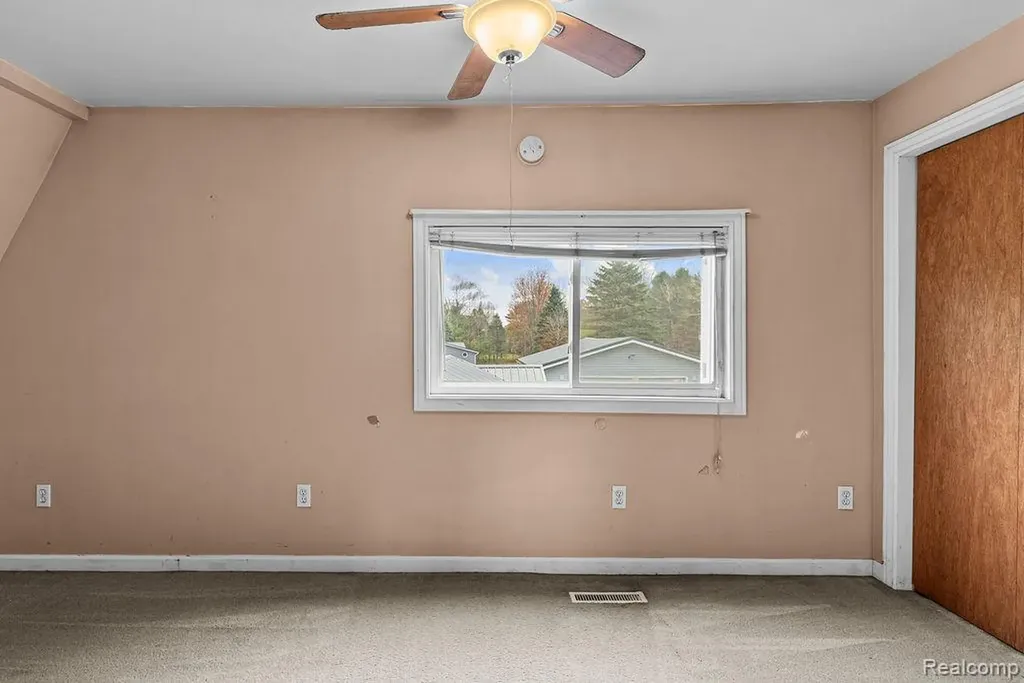 4576 W Baker Road Warren Township MI 48618