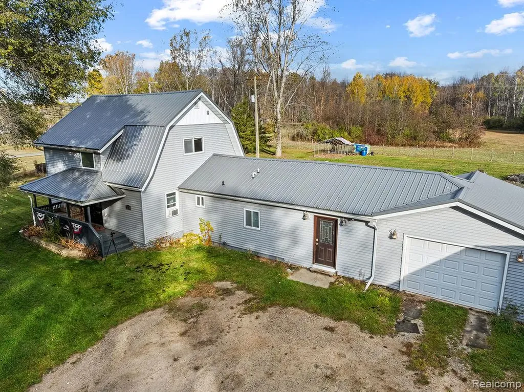 4576 W Baker Road Warren Township MI 48618