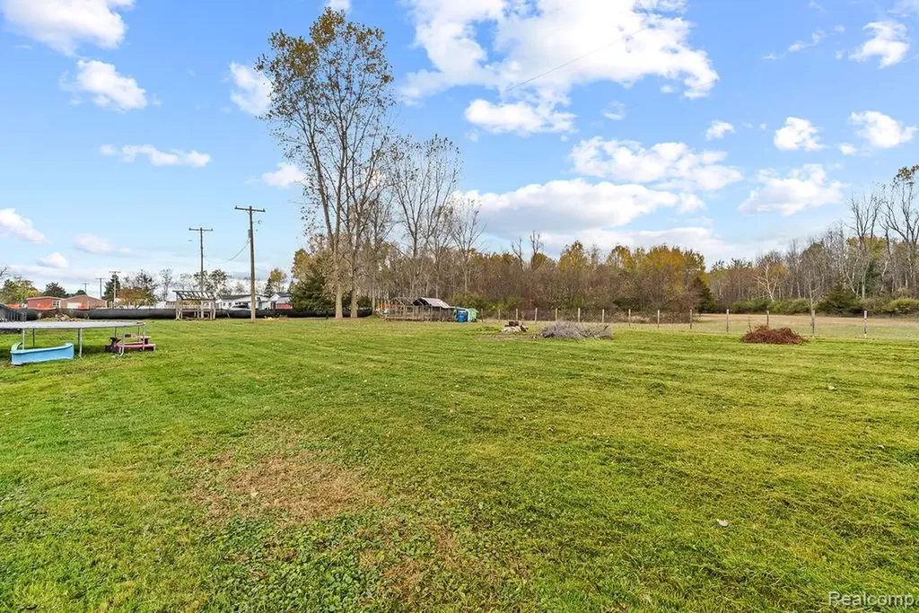 4576 W Baker Road Warren Township MI 48618