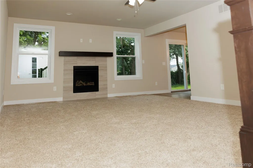 23207 Dale Allen Drive Clinton Charter Township MI 48035