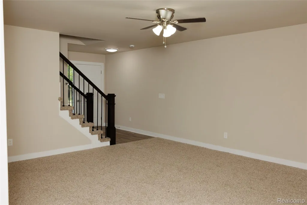23207 Dale Allen Drive Clinton Charter Township MI 48035