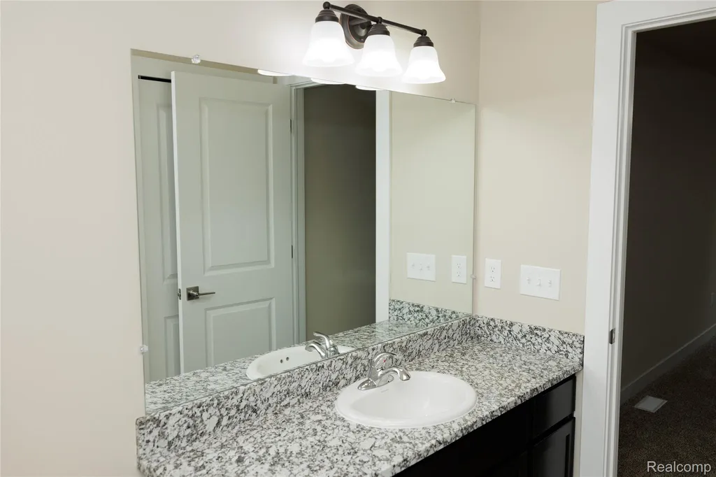 23207 Dale Allen Drive Clinton Charter Township MI 48035