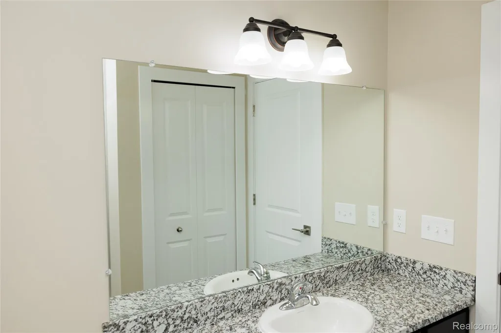 23207 Dale Allen Drive Clinton Charter Township MI 48035