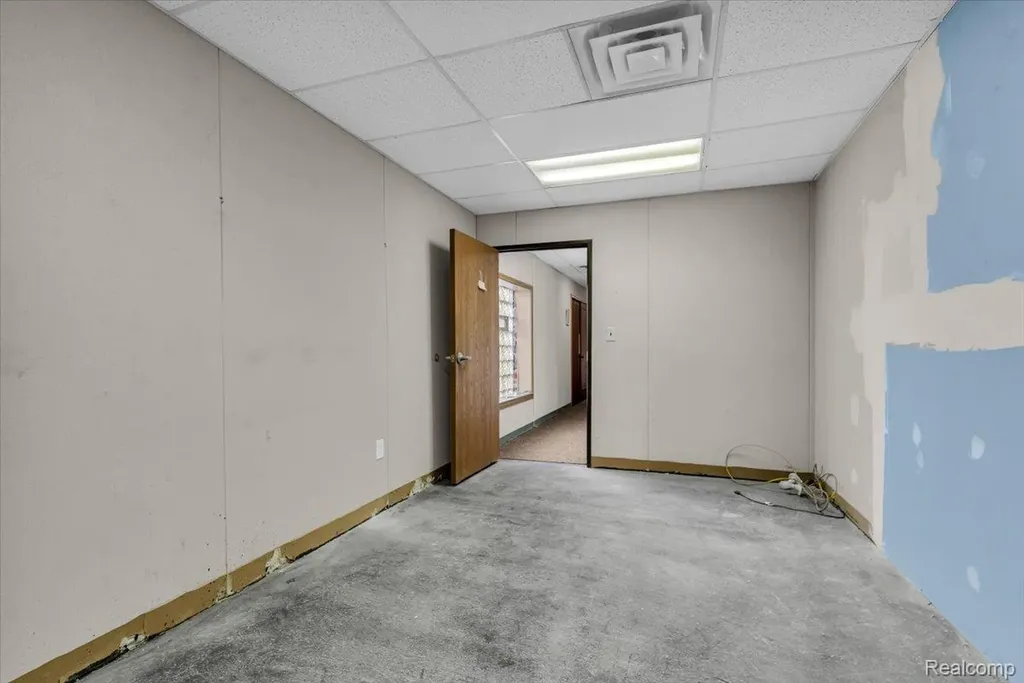 2670 Chalmers Street Detroit City MI 48215