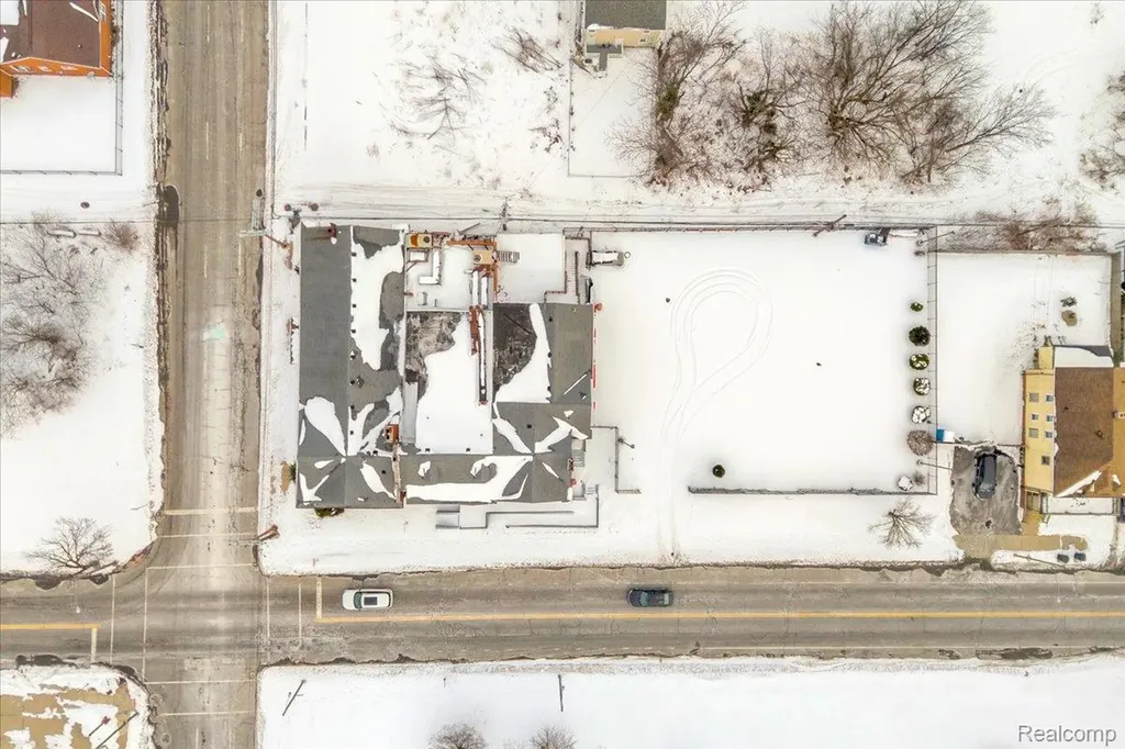2670 Chalmers Street Detroit City MI 48215