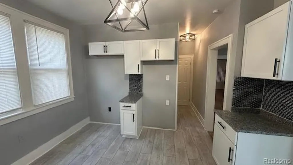 873 Algonquin Street Detroit City MI 48215