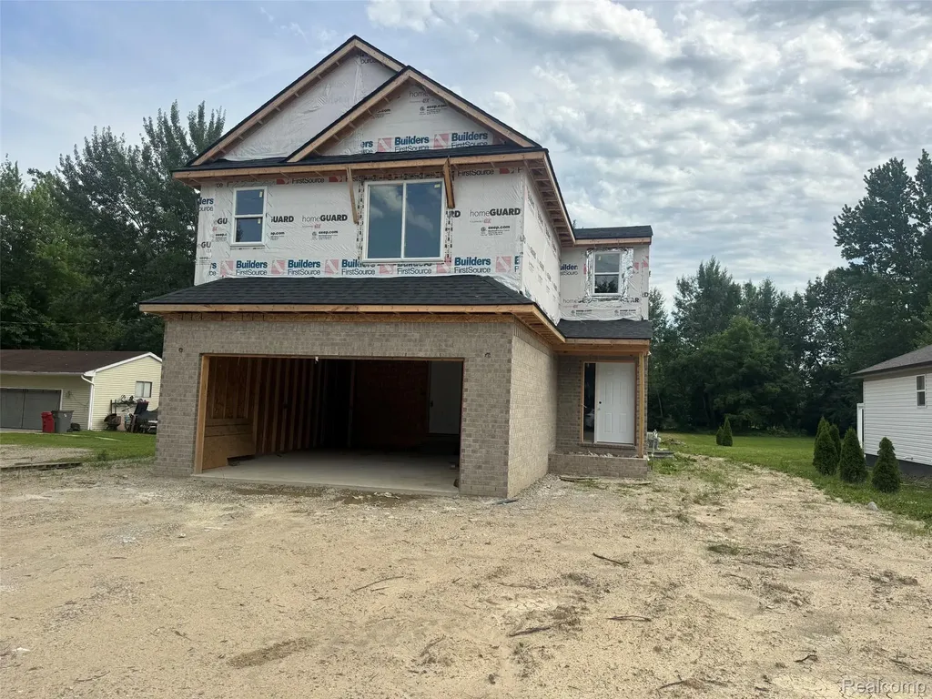 21600 Elmway Drive Clinton Charter Township MI 48035