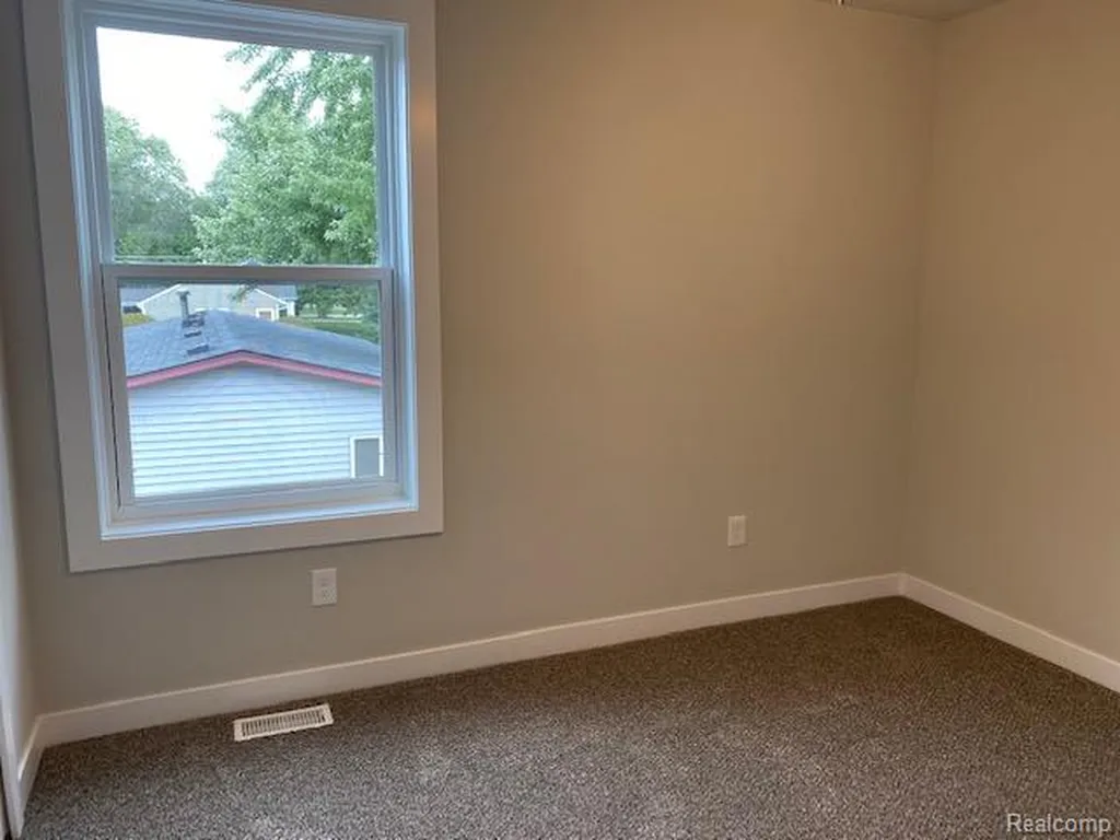 21600 Elmway Drive Clinton Charter Township MI 48035