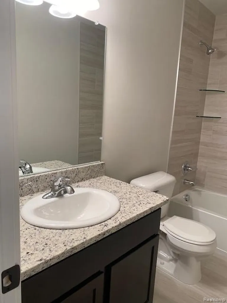 21600 Elmway Drive Clinton Charter Township MI 48035
