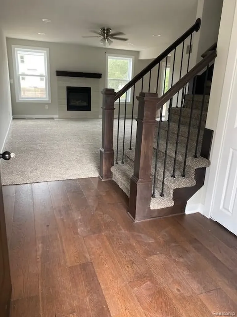21600 Elmway Drive Clinton Charter Township MI 48035