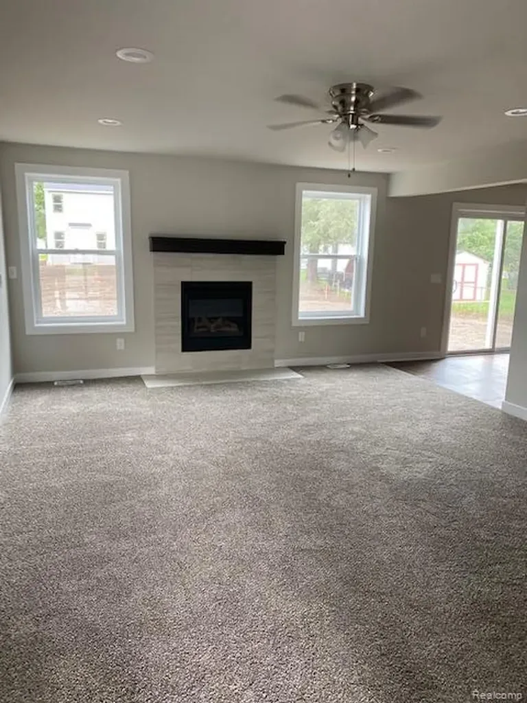 21600 Elmway Drive Clinton Charter Township MI 48035