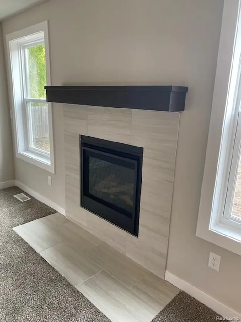 21600 Elmway Drive Clinton Charter Township MI 48035